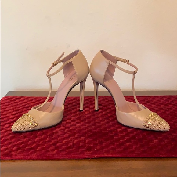 Gucci Studded Pump - Picture 3 of 8